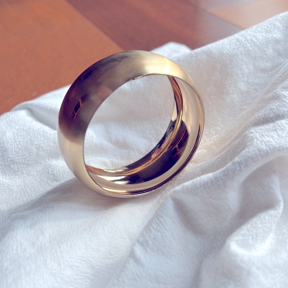 Gold Tone - Brass Sculpted Brushed Bracelet.